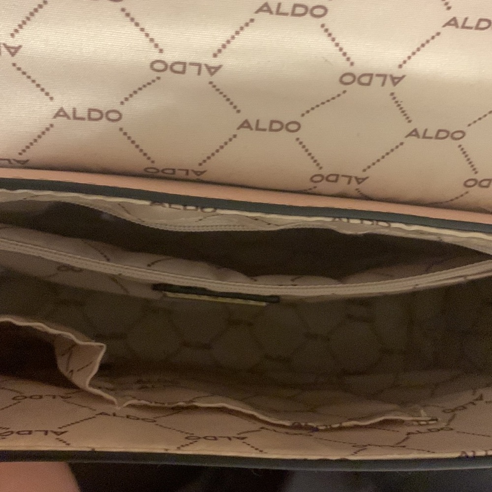 Pink purse - Picture 5 of 5